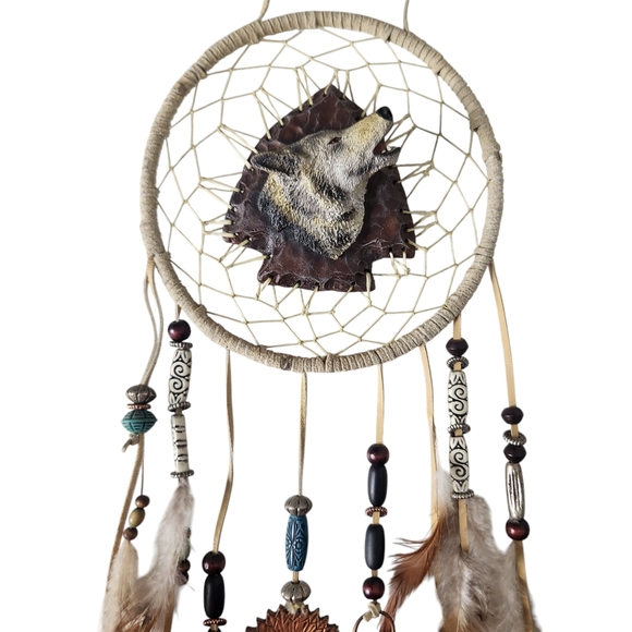 Wolf Dreamcatcher with Beads and Feathers - Picture 1 of 7